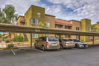 Photo #1: 2611096 Listing 