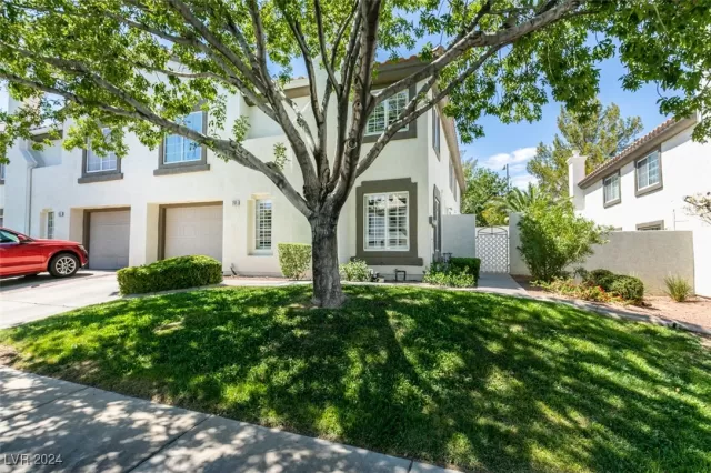 MLS: 2611140 Condo For Sale