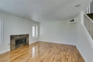 Photo #4: 2611140 Listing 