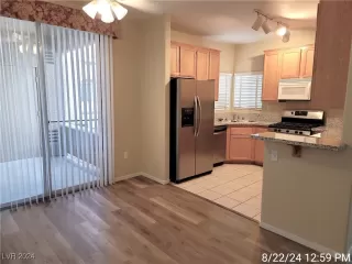 Photo #5: 2611152 Listing 