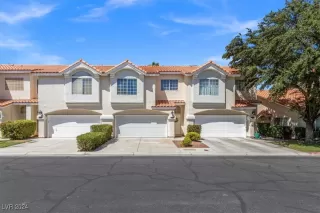 Photo #1: 2611174 Listing