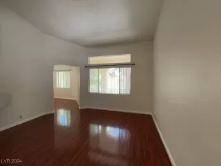 Photo #6: 2611220 Listing 