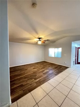 Photo #3: 2611234 Listing