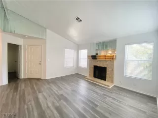 Photo #4: 2611271 Listing 