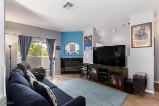 Photo #1: 2611278 Listing