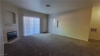 Photo #2: 2611281 Listing 