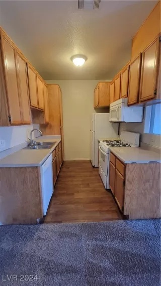 Photo #4: 2611281 Listing 