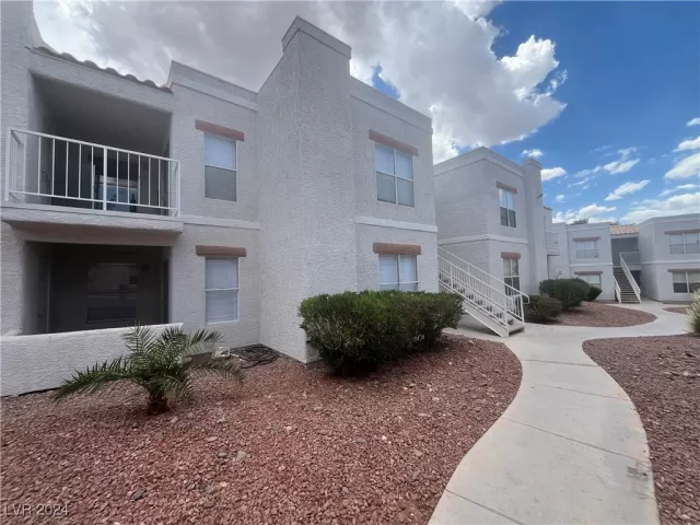 MLS: 2611315 Condo For Sale