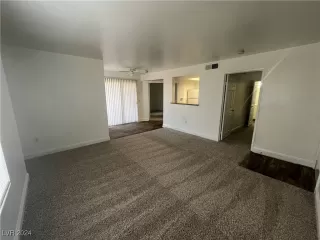 Photo #1: 2611315 Listing 