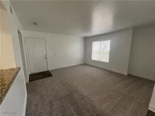 Photo #2: 2611315 Listing 