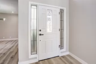 Photo #4: 2611330 Listing