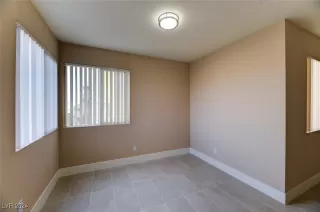 Photo #3: 2611343 Listing 