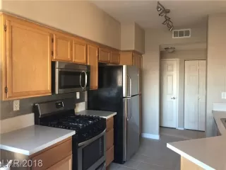 Photo #3: 2611364 Listing 