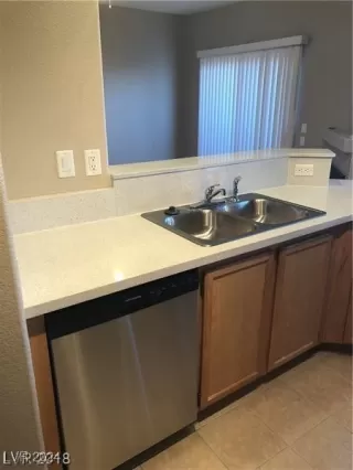 Photo #5: 2611364 Listing 