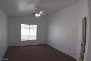 Photo #6: 2611386 Listing 