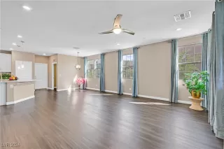 Photo #3: 2611395 Listing 