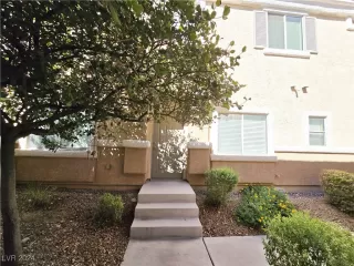 Photo #2: 2611432 Listing 