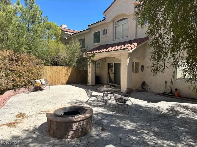 MLS: 2611470 Condo For Sale