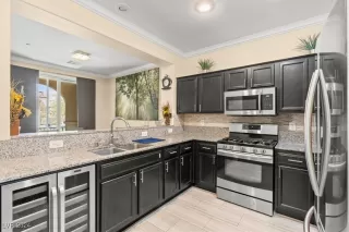 Photo #3: 2611481 Listing 