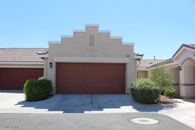 MLS: 2611504 Condo For Sale