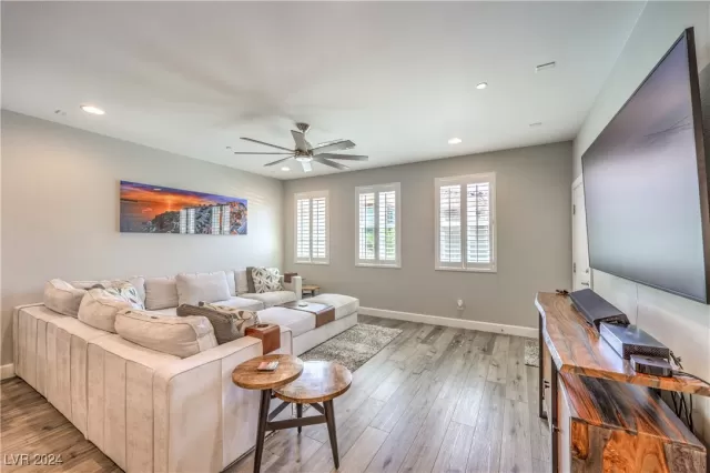 MLS: 2611535 Condo For Sale