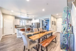 Photo #6: 2611535 Listing