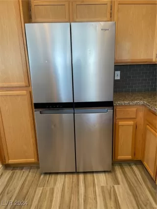 Photo #6: 2611548 Listing 
