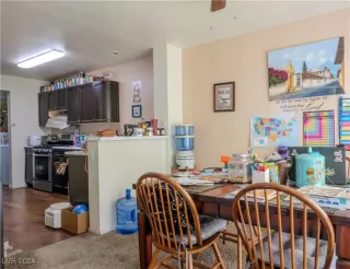 Photo #5: 2611549 Listing 