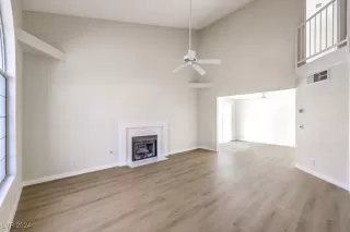 Photo #5: 2611562 Listing