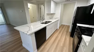 Photo #1: 2611577 Listing 