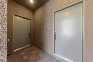 Photo #1: 2611584 Listing 