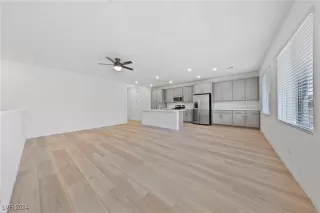 Photo #5: 2611584 Listing 