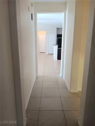 Photo #4: 2611591 Listing 