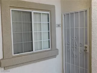 Photo #3: 2611608 Listing 