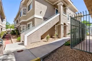Photo #3: 2611620 Listing 