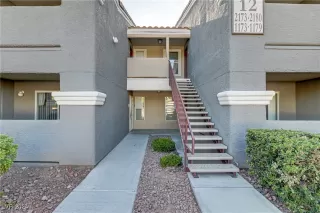 Photo #1: 2611674 Listing 