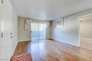 Photo #5: 2611674 Listing 