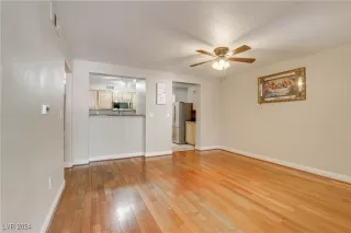 Photo #6: 2611674 Listing 