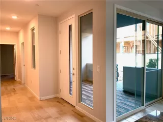 Photo #4: 2611688 Listing 