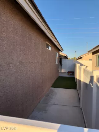 Photo #3: 2611690 Listing 