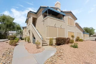 Photo #1: 2611709 Listing