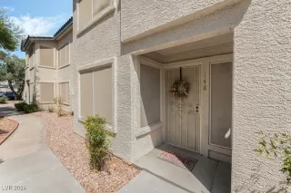 Photo #2: 2611709 Listing