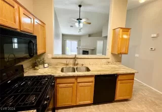 Photo #4: 2611749 Listing 