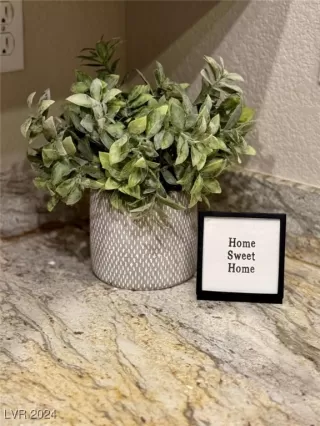 Photo #5: 2611749 Listing 