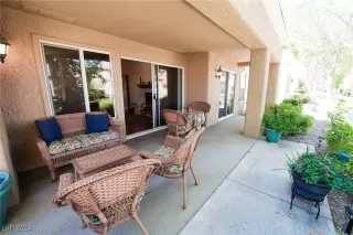 Photo #6: 2611771 Listing