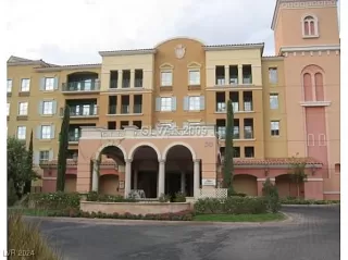 Photo #4: 2611790 Listing 