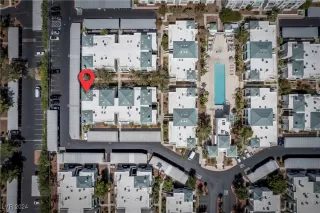 Photo #2: 2611805 Listing