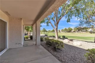 Photo #6: 2611852 Listing