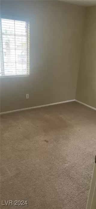 Photo #4: 2611864 Listing 