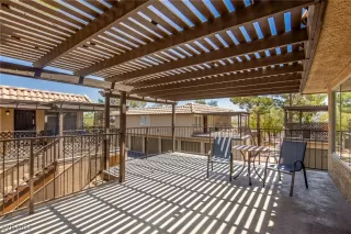 Photo #1: 2611881 Listing